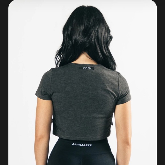 [L]👚 - NWT - ALPHALETE crop top - Picture 3 of 10